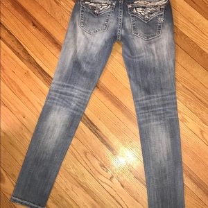 Miss Me skinny jeans 27 x 32